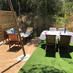 Isolella A 50 M De La *