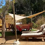 Isolella A 50 M De La