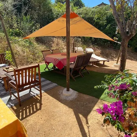 Isolella à 50 M De La * Pietrosella